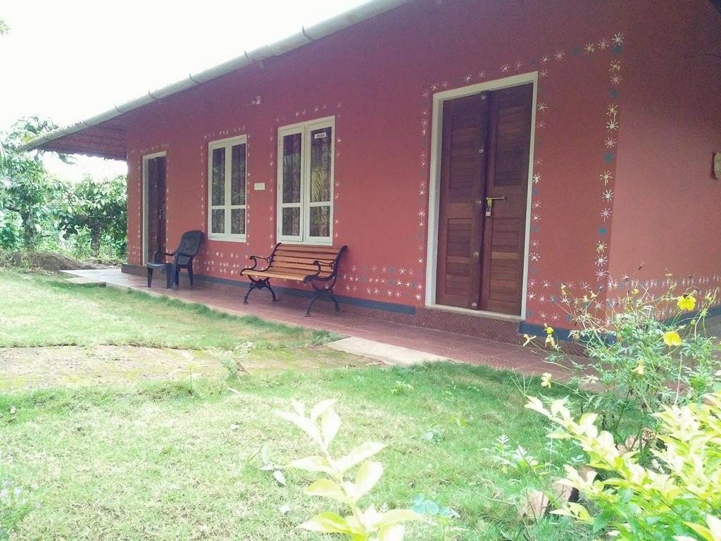 Sunbird Garden Resort Krishnagiri Экстерьер фото